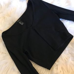 Forever 21 Black V Neck Long Sleeve Crop Top